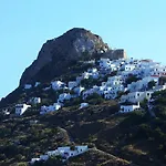 George Skyrosstudios 4* Skyros