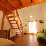 Aparthotel George Skyrosstudios