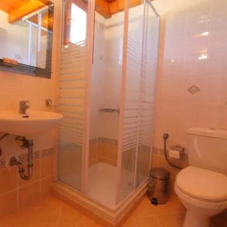 Hotel apartamentowy George Skyrosstudios 4*