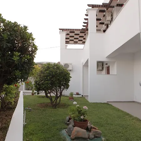 George Skyrosstudios Hotel apartamentowy Skyros