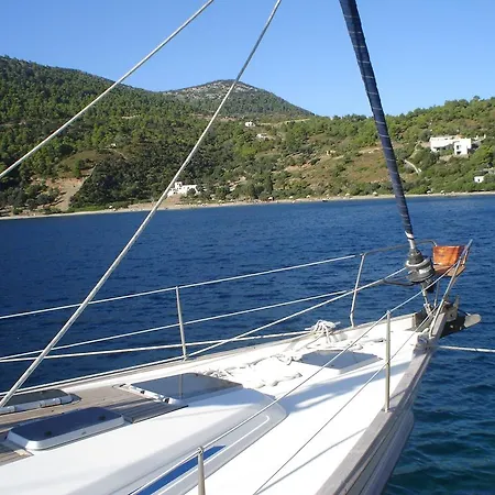 Hotel apartamentowy George Skyrosstudios Skyros