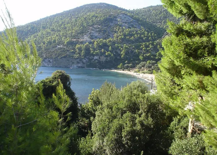 George Skyrosstudios Appart hôtel 4*